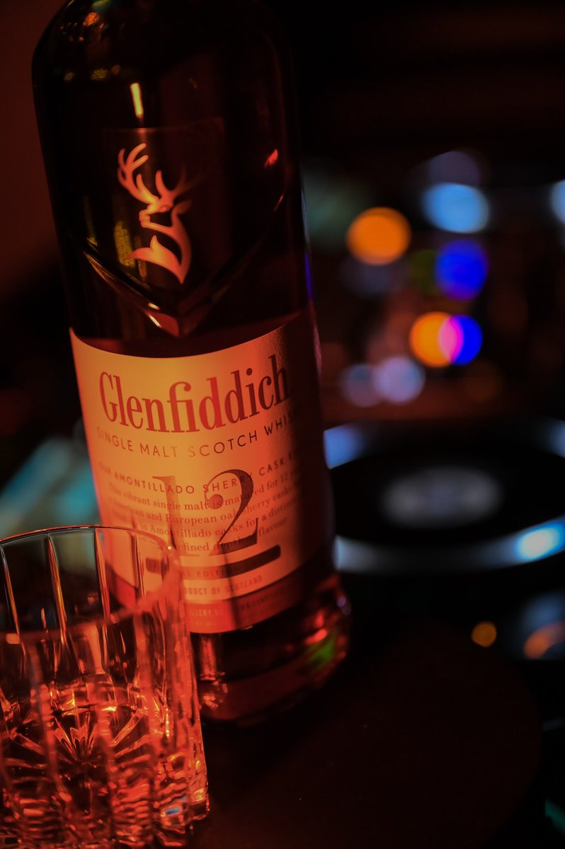 Ending the day with a dram of the new Glenfiddich Sherry Cask 12 Year Old Whisky and it's absolutely delicious! #whisky #Glenfiddich #SherryCask #whiskysoundsgood #scotch