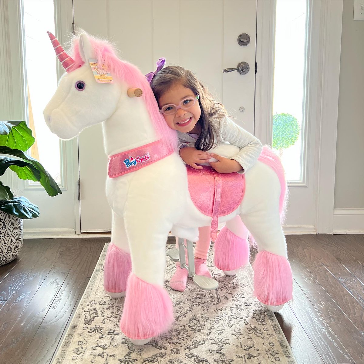 Ponycycle's tweet photo. This lights up our day! The fun of horse riding that you know ๐ #ponycycle
IG ๐ฅdary_bustamante โคโค
#horseriding #horsebackride #horseridingfun #unicorn #ponycycleunicorn #horseback https://t.co/OIG74r1PVG