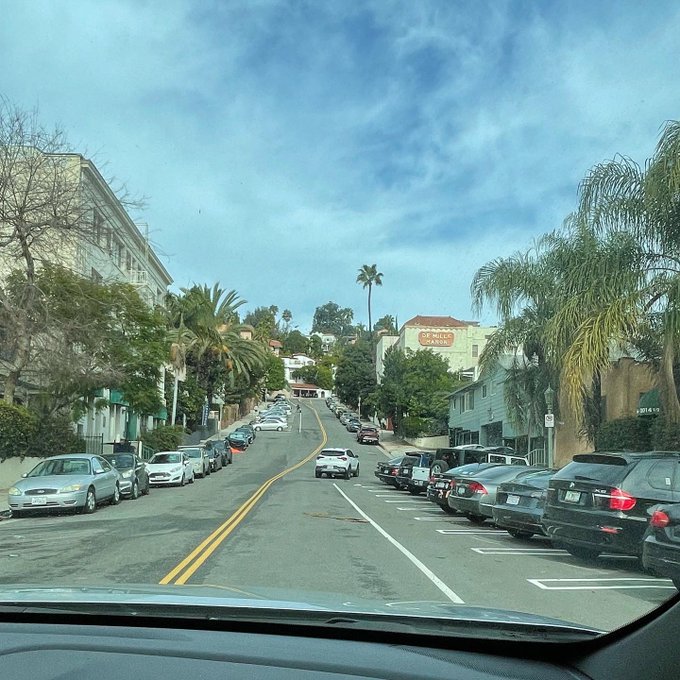 Welcome to Los Angeles 🇺🇸😍 https://t.co/YDJvvadJ3B