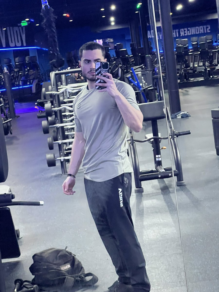 ExaltVAL's tweet photo. Also, Today we started something real NICE with @VIRUSintl. Starting off 2023 right by coming together with Virus to give my community 10% off with code EXALT.

the clothes are super comfortable 🥵

Got some Gym content on the way as well ;)

#virusintl #thepassionthatdefinesyou https://t.co/aqxYGy25KL