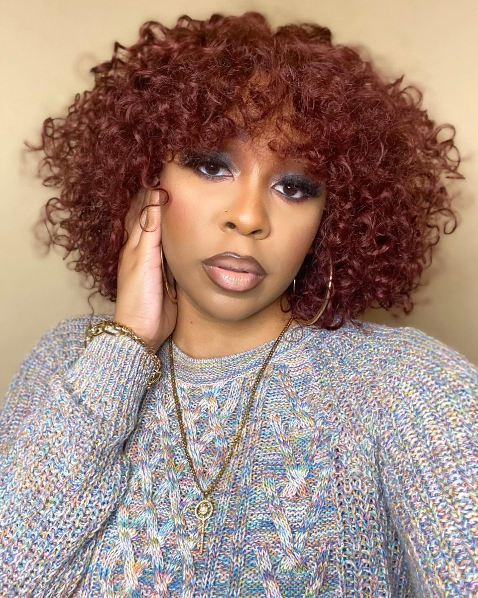 AlipearlHair's tweet image. Reddish brown short bob wig with bangs.
.
.
.
#alipearlhair #shortbob #bangs #humanhair #curlywave