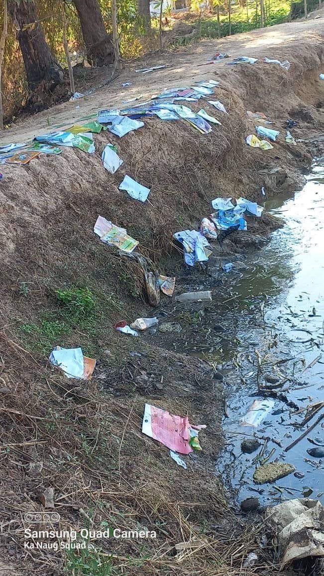 pyaezone's tweet photo. Min aung hlaing's terrorists not only burn down houses, but they also destroy anything that would go against them.. like children school books. The villagers had to save as many as they could from the river so their children can go to school. Barbaric!

https://t.co/WUdAGbLHol https://t.co/ez5fvebWI8