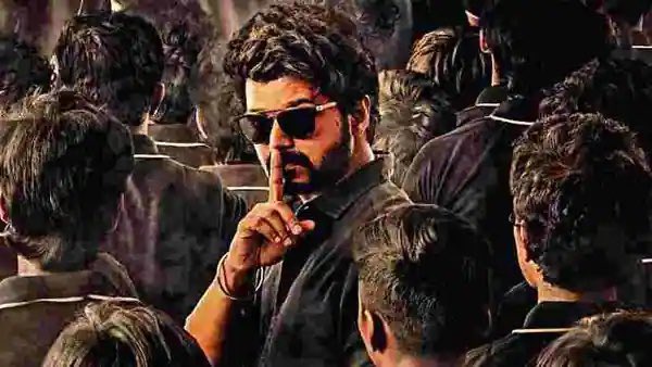 Kannanganesan2's tweet photo. 2 years of trendsetter Master that gave us a non template and swag thalapathy😎 #Vaathi https://t.co/oi61zWRrI9