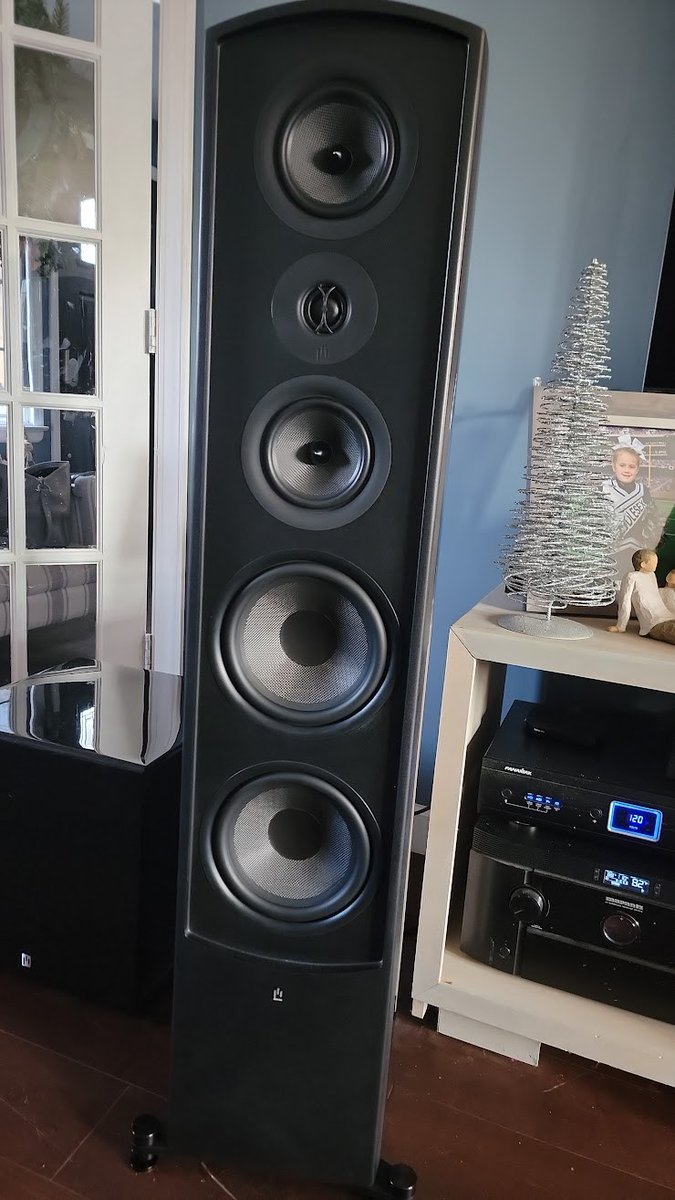 aperionaudio's tweet photo. Aperionaudio Verus III Concert 8T Dual 8" Tower Speaker Gloss Black from Customer`s Home 230113
#aperion #aperionaudio #verusspeakers #towerspeaker #floorstandingspeakers #hometheatersystem #homeaudio #audiosetup #hifi #stereo #hifisound #hifiporn #audiophile #hifidelity https://t.co/Jh3AVDaKz7