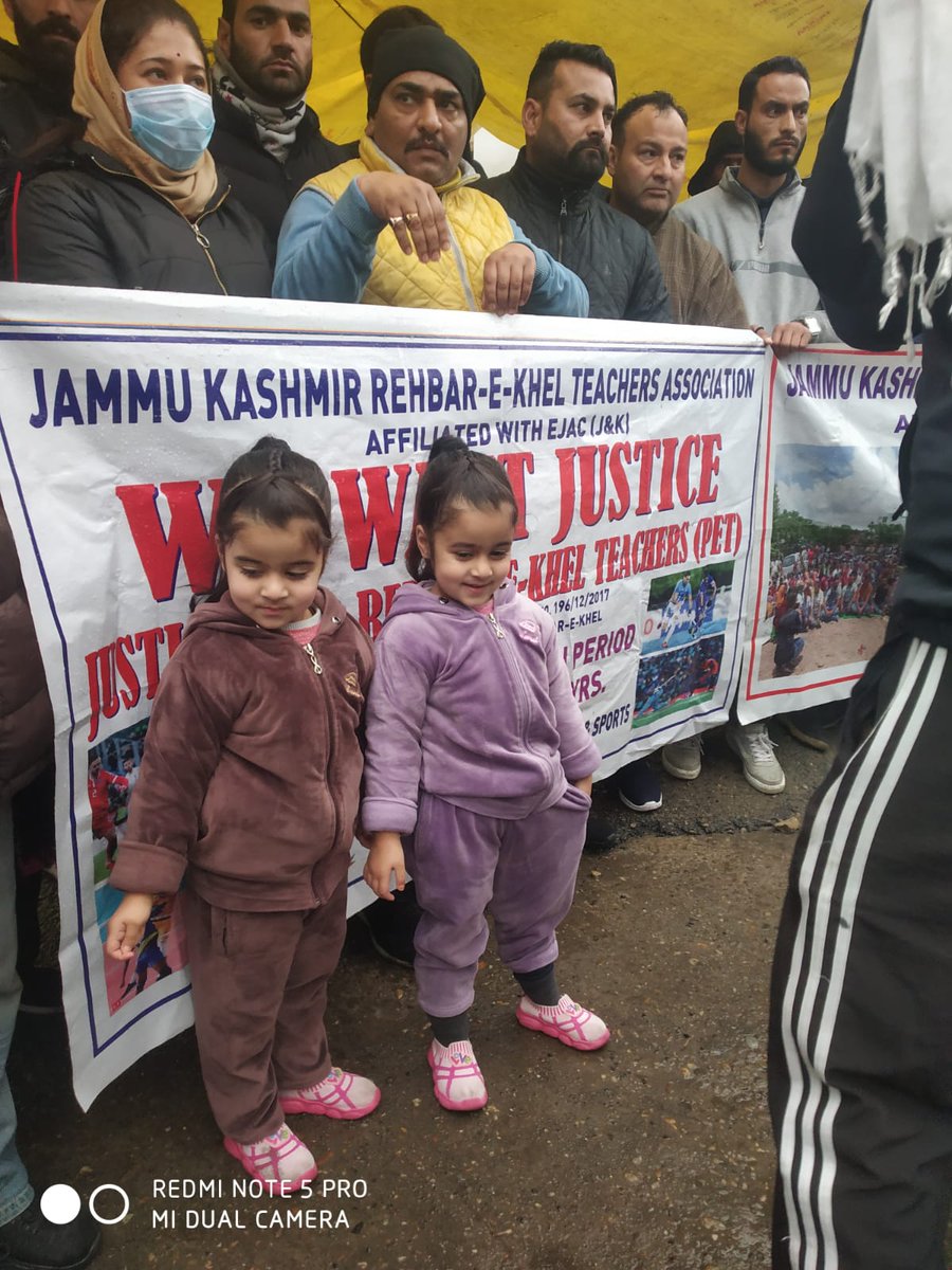 ImMastii's tweet photo. Rehbar e khel physical education teachers demands
1.Reduce the probation period from 7 to 5 years.
2.Freeze posts.
3.increase salary.
Do justice with highly qualified rehbar e khel physical education teachers in Jammu and Kashmir UT 🙏
@AmitShah https://t.co/zMRPGsMBn1