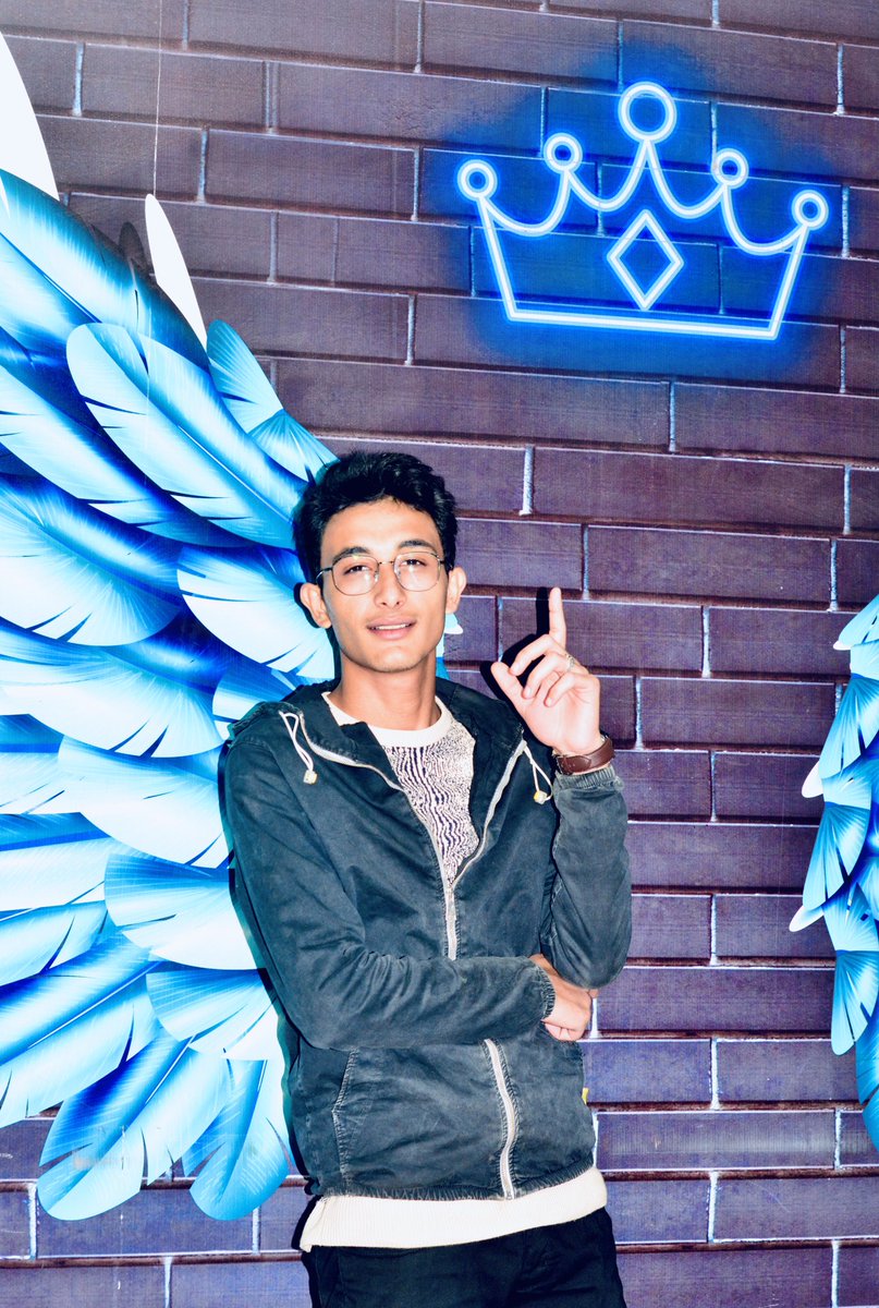 MNaGi20834869's tweet photo. لو انت ابن عز ف عز يبقي ابني 🧿😎🔥 https://t.co/Zh2STG7Vrl
