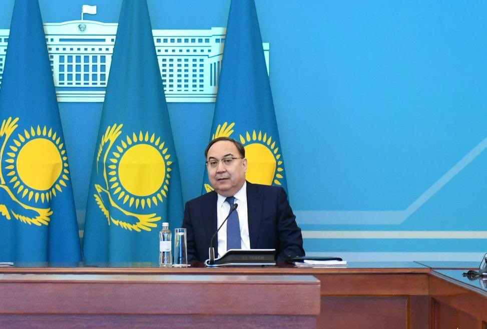 ErzhanKazykhan's tweet photo. Participated in @MFA_KZ Collegium to discuss current tasks and priorities of #Kazakhstan diplomatic service. Successful implementation requires impeccable work of every diplomat in the interest of ensuring prosperity, strengthening security and stable development of our nation. https://t.co/v7PttNW4ft