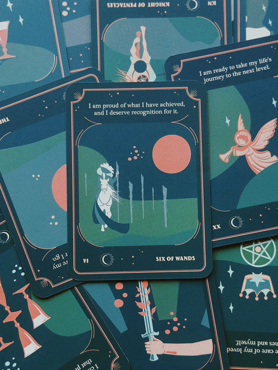 Tarot_NZ's tweet photo. 🧚麦子传讯| 刷到就是给你的讯息

今日指引牌🔥权杖六

"I am proud of what I have achieved, and I deserve recognition for it.”

所谓的吸引力法则，实为思想心态之意志左右，正所谓想什么有什么。因此，我们要能看得见自己的努力。请时时刻刻提醒自己：“我很了不起！我永远会为自己骄傲。” https://t.co/fSfNj6w1W0