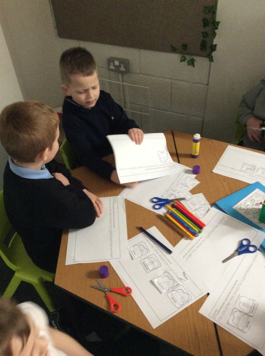 Year1Bedford1's tweet photo. In PSHE this week, the children looked at what a good bedtime routine looks like and created their own visual timetable for bedtime. If you would like support with bedtime and copy of the visuals please speak to Mrs Marsden. @BedfordPrimary #supersleep #bedtime https://t.co/aQYYNJJxAk