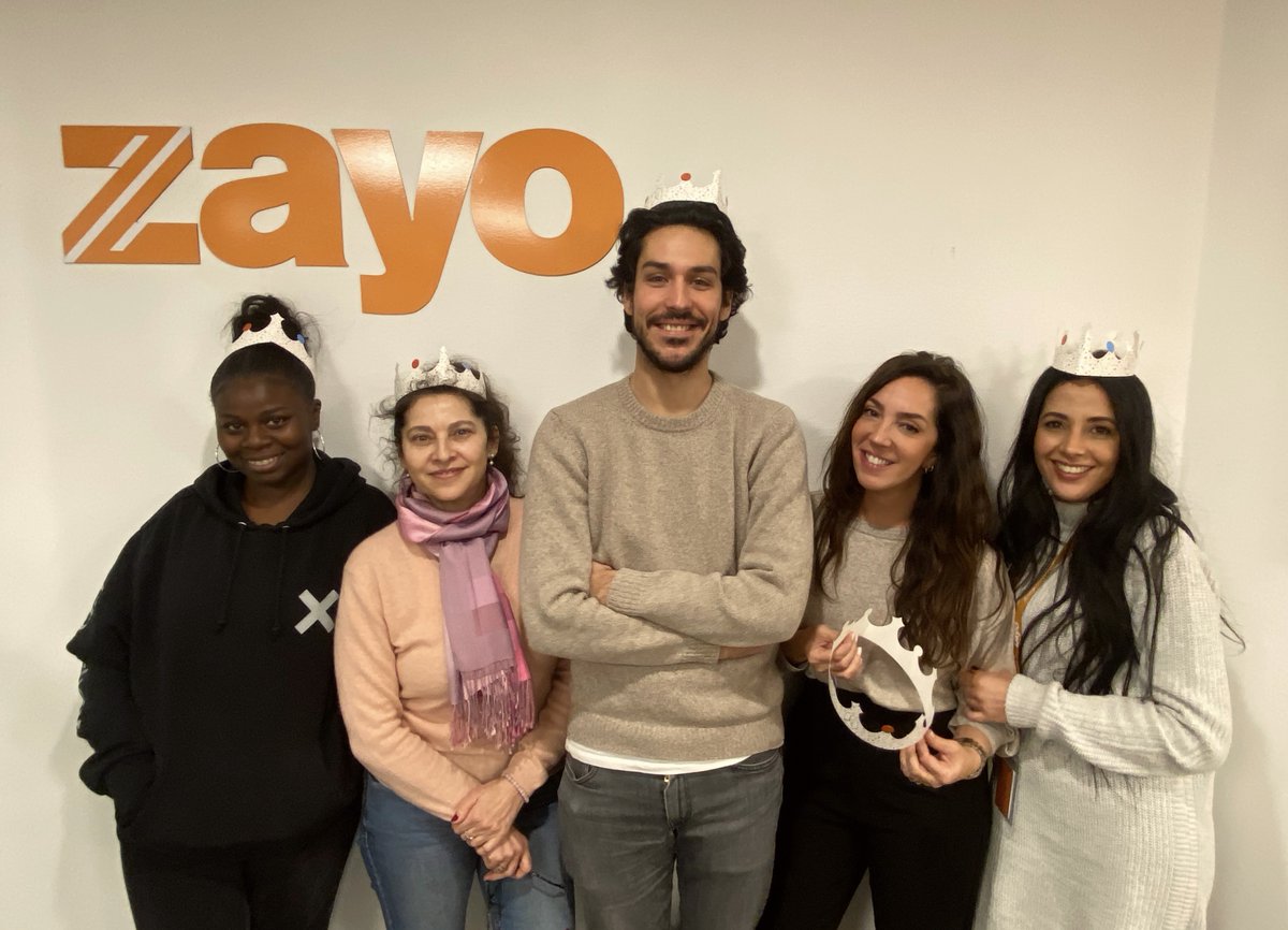 Celine_Zayo's tweet photo. Promis j'ai pas triché !!👸😉 #zayoqueensandking #zcollaborate #galettedesrois @ZayoGroup https://t.co/5cNMXTIeEP