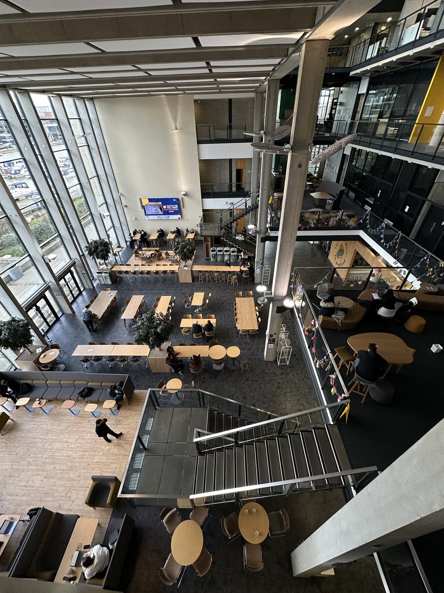 nawabbajwa__'s tweet image. Minerva Building #insideview @unilincoln #unioflincoln #bestuniinUK