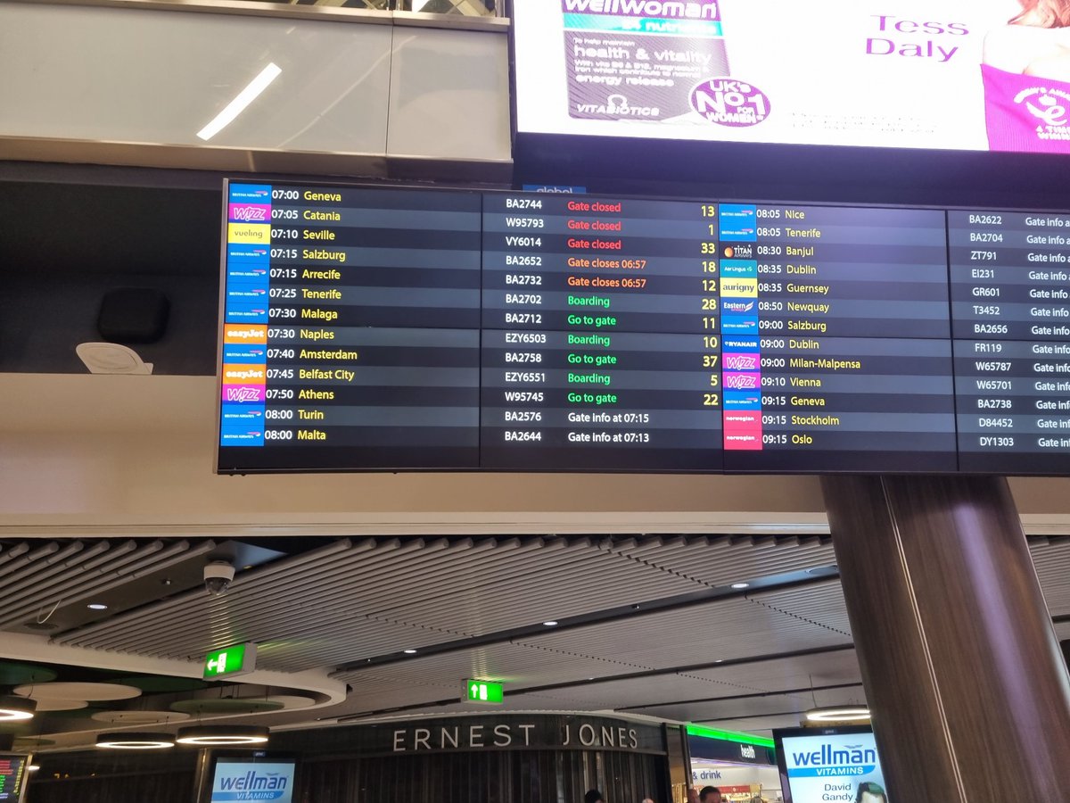 Early start this morning. Off to <a href="/QUBCCE/">QUB - Chemistry & Chemical Engineering</a> for the upcoming RSC conference. <a href="/KingstonUni/">Kingston University</a> <a href="/WrenGroupChem/">Wren Group Chemistry Research</a>