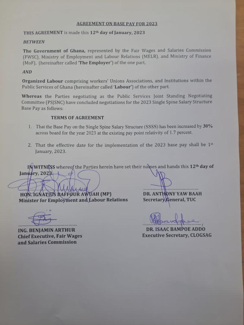 GhanaIbf's tweet photo. How does a poor country unable to pay its debts give 30% pay rise????? https://t.co/NB47F7Sm3O