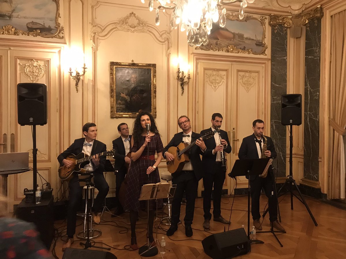 OncosphereNA's tweet photo. Après une soirée de congrès au Palais de la Bourse à #Bordeaux, ce second jour de l’Oncosphere International Meeting s’ouvre avec la prise de parole de Mme @fjeanson1 @NvelleAquitaine. https://t.co/EW0AFCA0bX