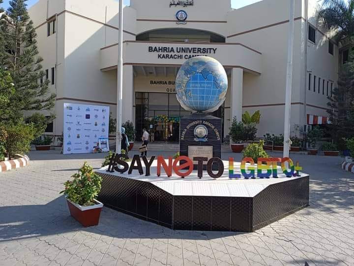 Moony83's tweet photo. this is #Pakistan too !
Say No To #LGBTQ https://t.co/tZ8o9MCdXF