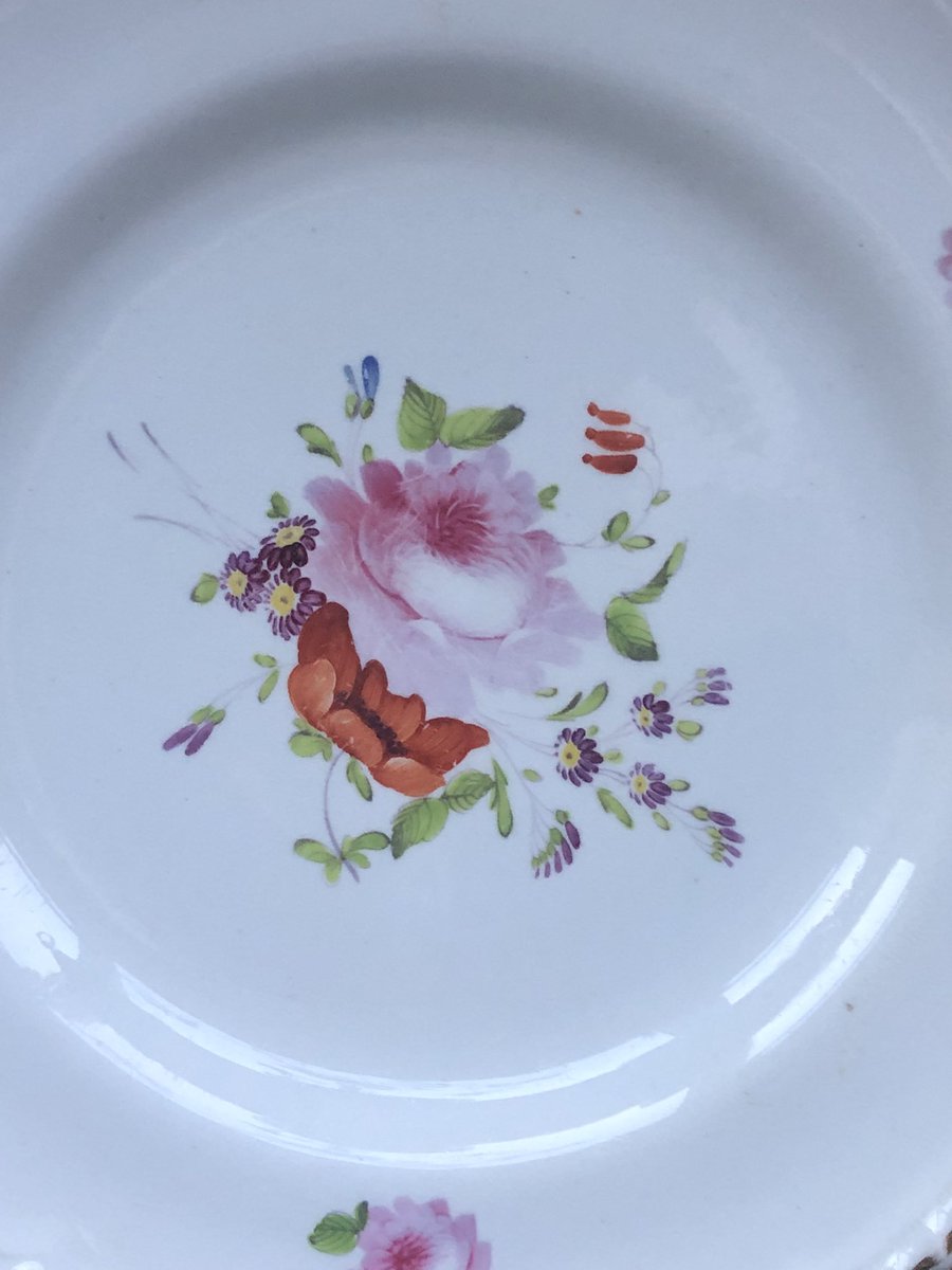 PenroseAntiques's tweet photo. #Newarrival a very #decorative #Bloorderby #displayplate decorated by #JamesHill #1815. Great bit of Regency #porcelain and available in @CarltonAntiques in @SaltsMill Saltaire and our @dkantiquesatlas https://t.co/mBByJNEvis & @Loveantiques https://t.co/t0df7kSJN8 #onlineshops https://t.co/0wmN1cMsih