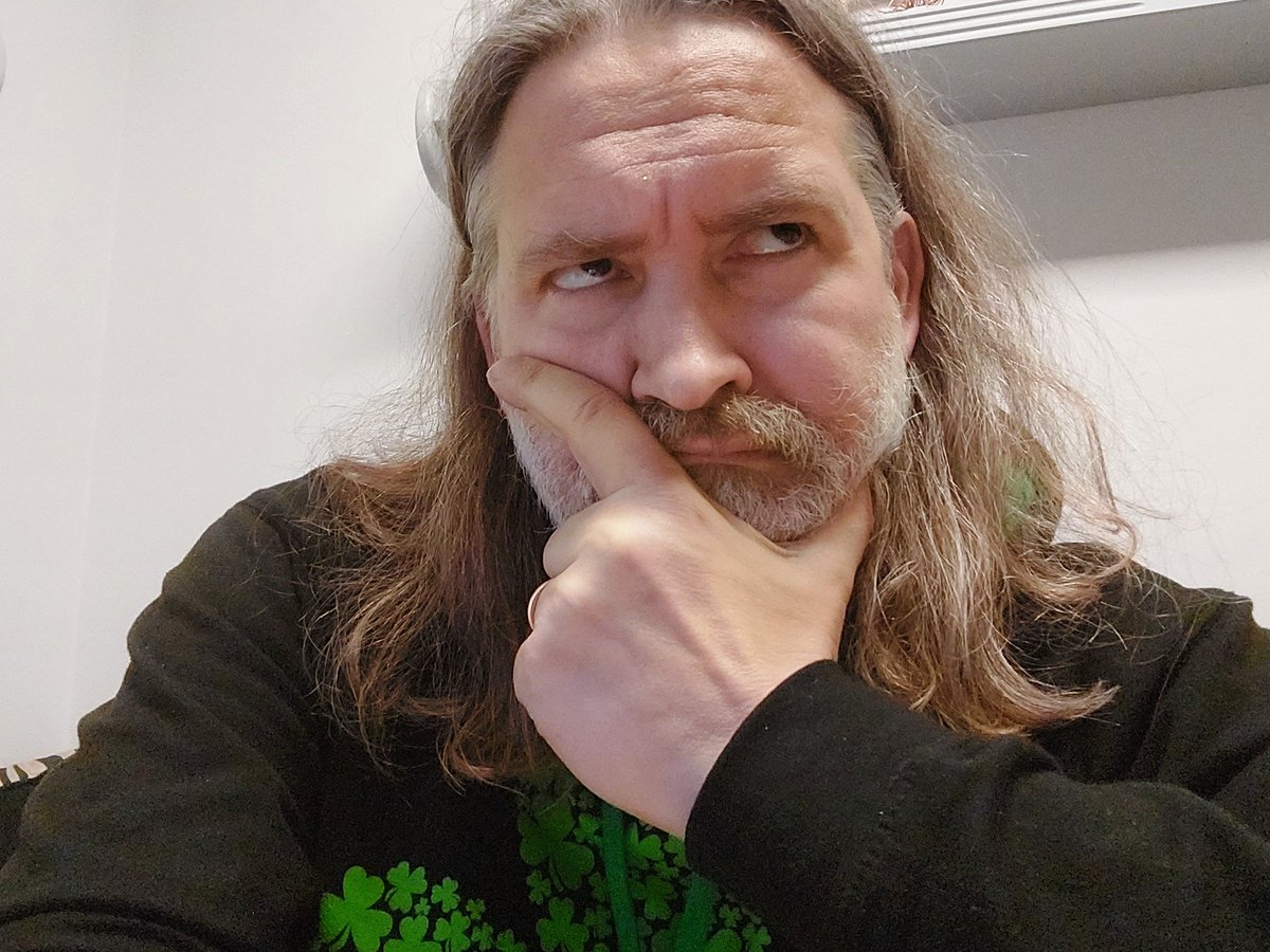 Nun sitze ich da, ich armer Tor und kann mich nicht für einen Namen für das Quiz im März entscheiden. 

Soll es
(A) Lauschangriff,
(B) OHRgasmus oder
(C) Rock me, Quizztillery!
heißen?

Schreibt es in die Kommentare. DANKE!

#Quizztillery #PubQuiz #SofaQuiz #OnlineQuiz #ILoveQuiz