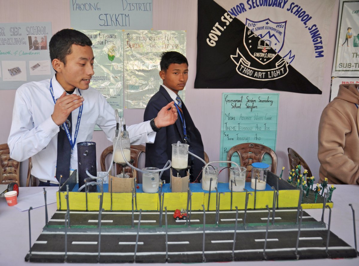 ncsmgoi's tweet photo. Students from Sikkim demonstrating their models at the Eastern India Science and Engineering Fair 2023 held at @BITMKolkata a unit of @ncsmgoi.

#ScienceFair #science #Sikkim #sciencemodels #Students https://t.co/Y6FA0Qx0gZ