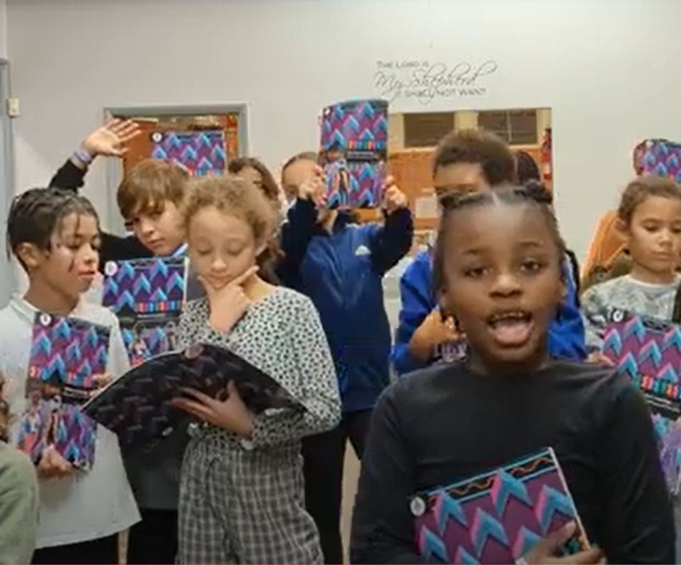 AspireBlackSuff's tweet photo. Young people got together to talk about our #BlackHistory education book, Elimu - The Little Book of Knowledge!

Watch here >>> https://t.co/aw0rYdudOD

#AntiRacism #DiversityAndInclusion https://t.co/CROkXjtOT9