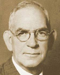 FreemasonsSA's tweet photo. Today in #Masonic History Carl Harry Claudy was born in 1879. Claudy, an American writer was born on January 13th, 1879 in Washington, D.C. At 19, he was a pioneer and prospector in Alaska.
He served as Grand Master of the Grand Lodge of the District of Columbia in 1943. https://t.co/HFEKtFJg5T