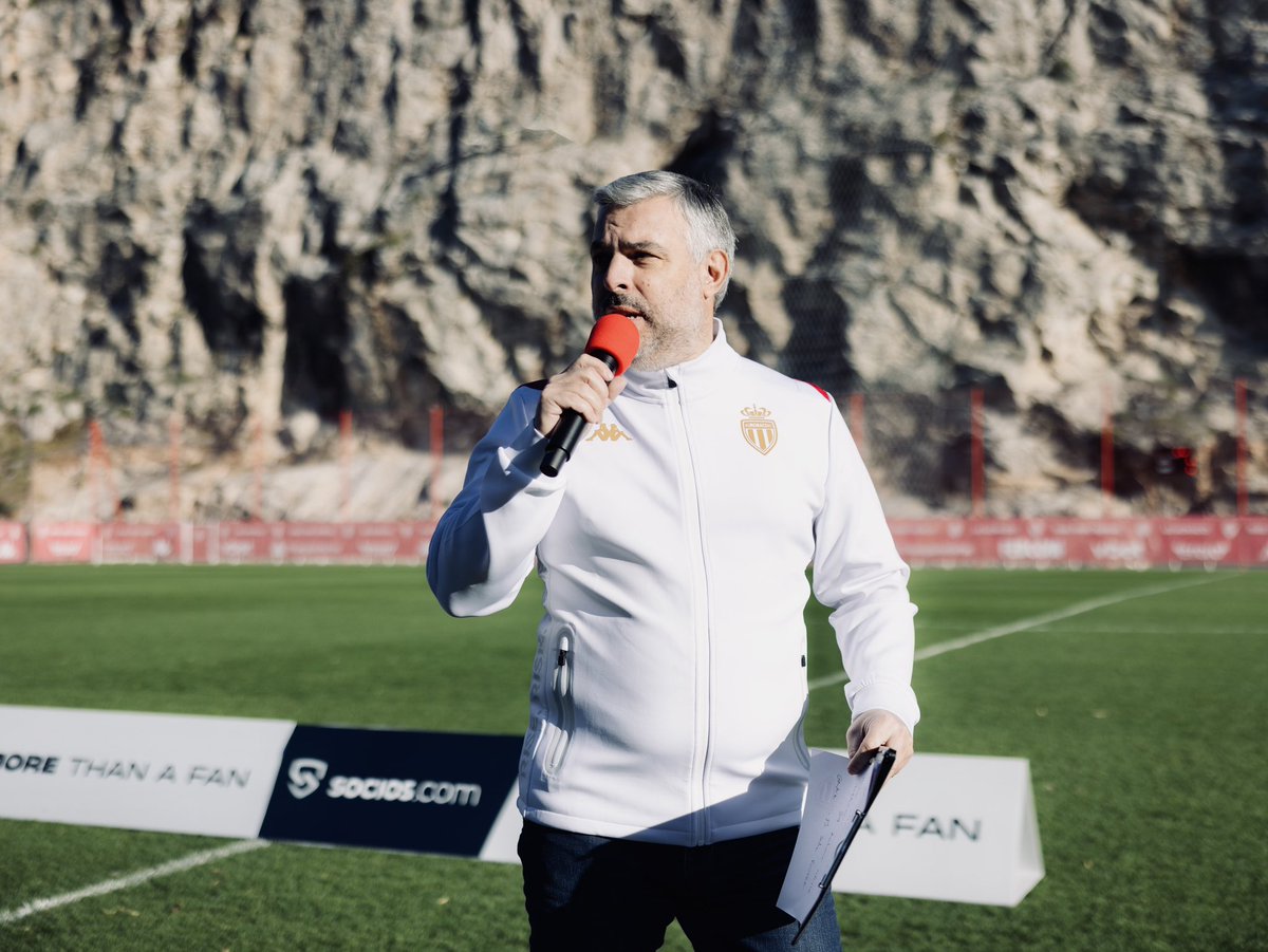 LNieloux's tweet image. Hello les #Munegus !
Dimanche avec la réception d’@ACAjaccio il faut prendre 3 points pour rester dans le game du podium. 
J’espère vous retrouver nombreux la #TeamASM à #LouisII pour soutenir nos Rouge &amp;amp; Blanc. 
J’annoncerai un nouveau but de @WissBenYedder ?
#DagheMunegu 🔴⚪️