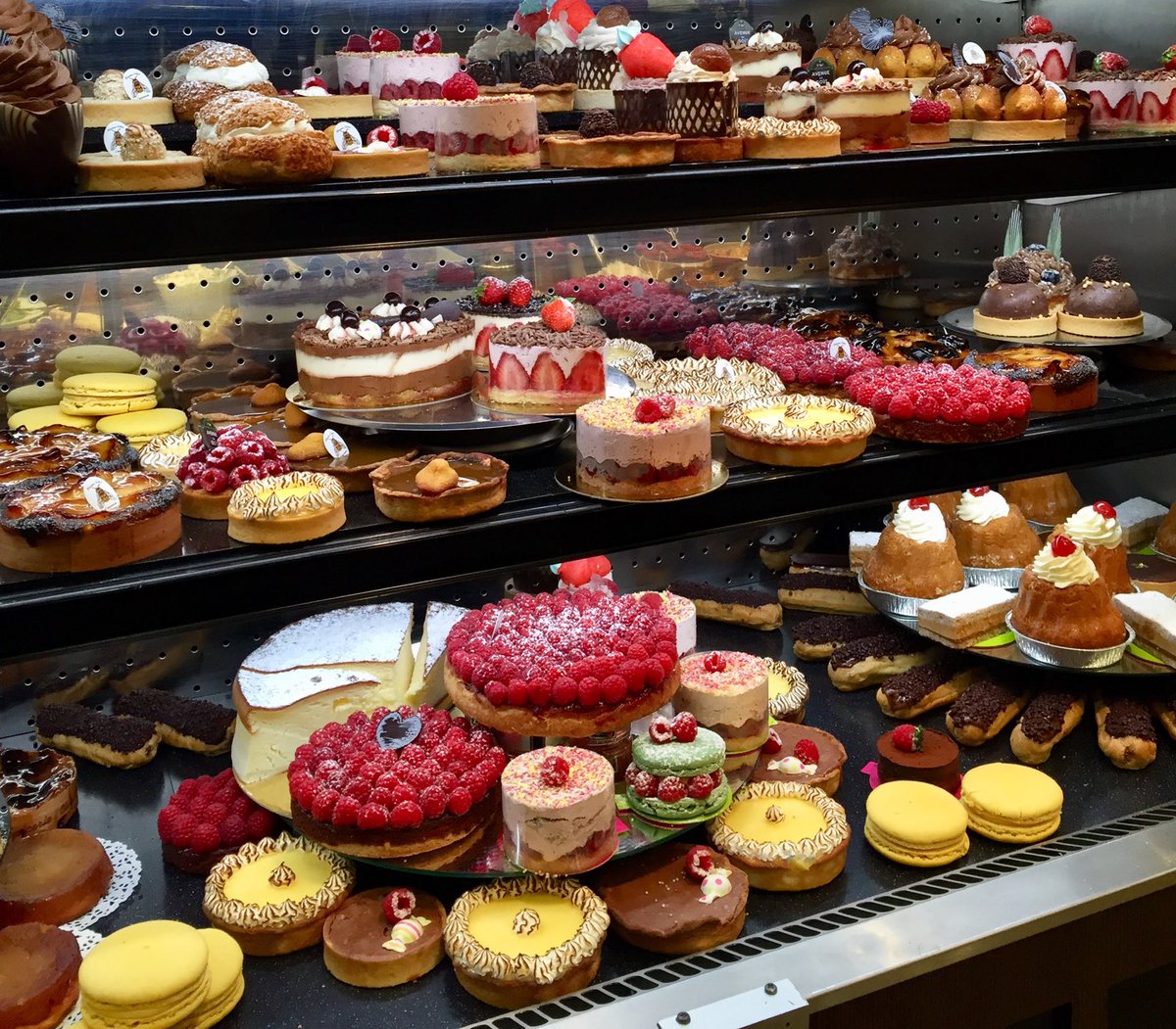 Paris, 75007

#cake #PhotoOfTheDay #patisserie #Paris #cakedaily