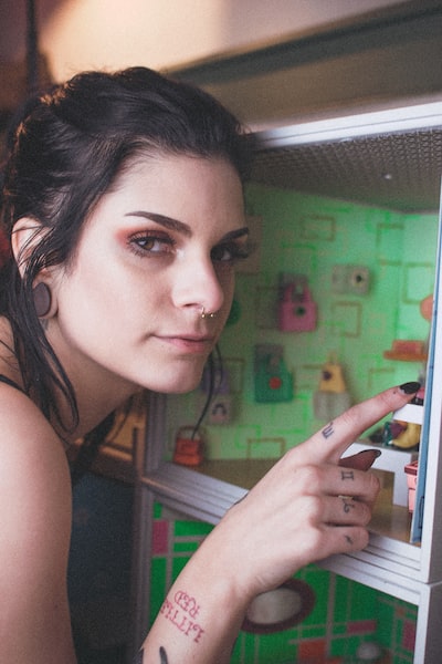 LYBObiz's tweet image. Shannon VanDenHeuvel©️| #renalcell #mobilebanking #mobilebank #graphicnovels #videogames