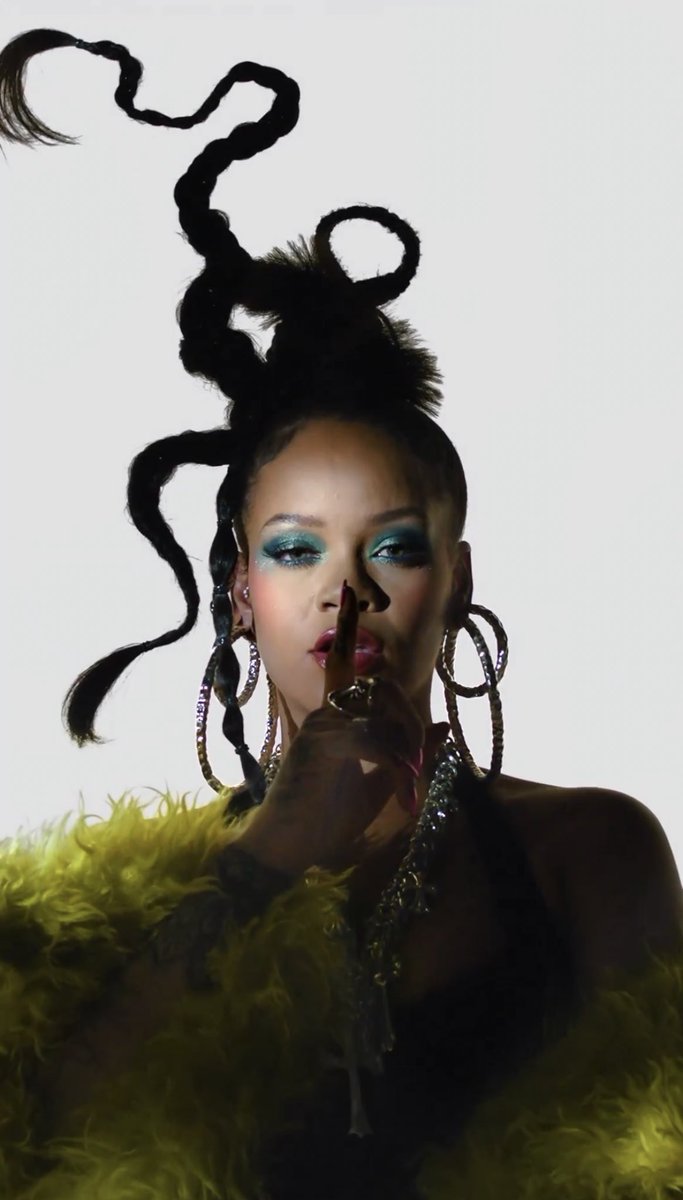 PopCrave's tweet photo. Rihanna in new teaser for the #SBLVII Halftime Show. https://t.co/wl4IiwT17w