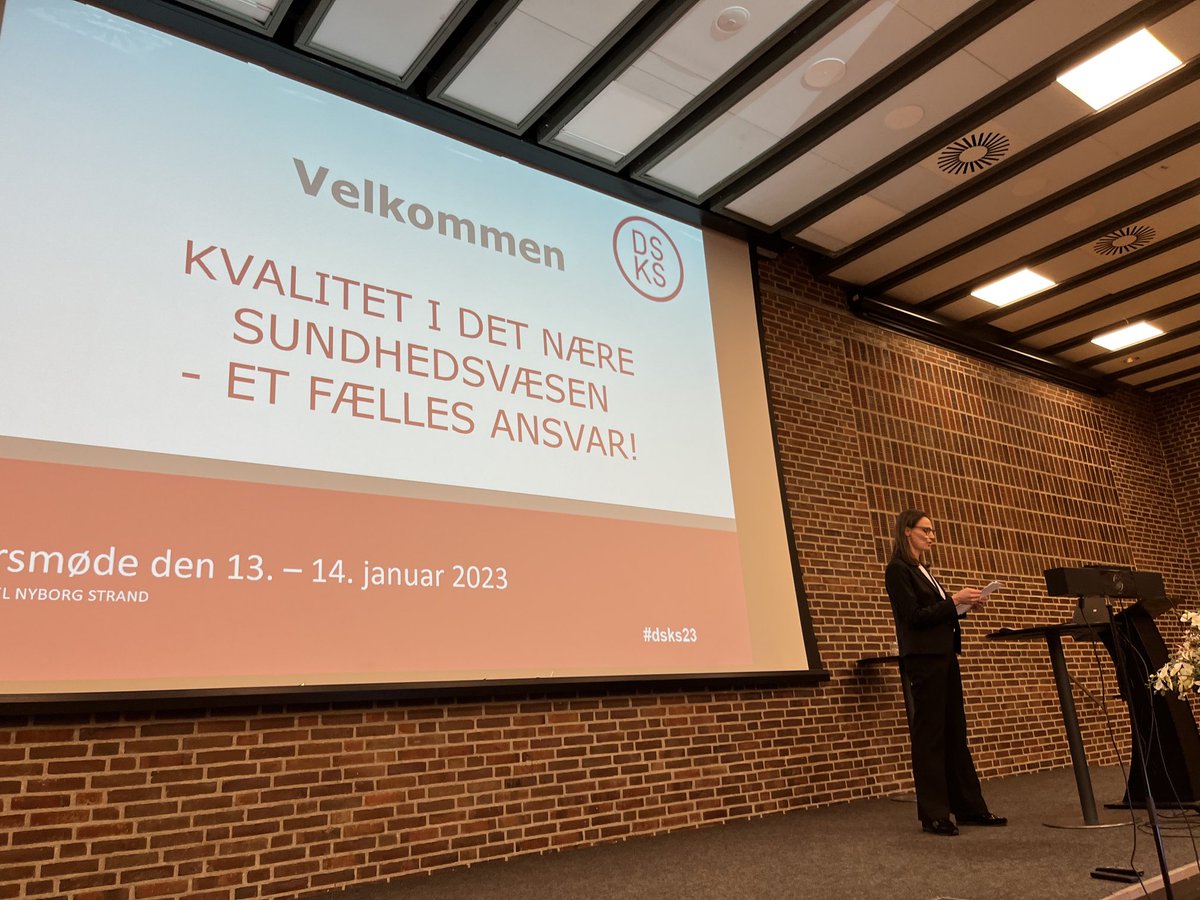 kristensenps's tweet photo. #Kvalitet i sundhedsvæsenet! En dagsorden vigtigere end nogensinde. Jeg glæder mig til årsmøde i #DSKS. Her velkomst ved @louiseraboel👍❤️ @patientsikker #sundpol https://t.co/gx9wRk1ot0
