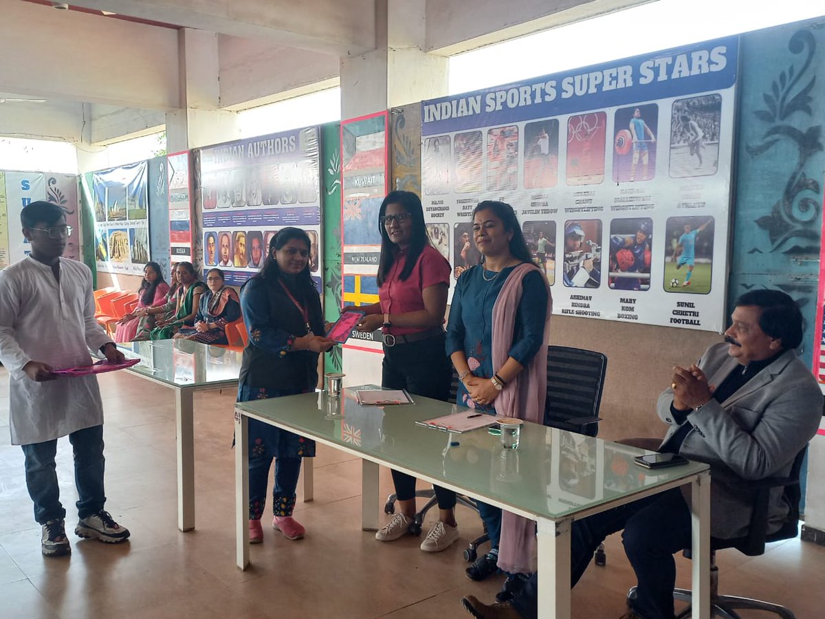 suratsas's tweet photo. Shanti Asiatic School aims to provide best to its students. Today Pre Uttrayan celebration was planned for grades III to IX and XI. It was celebration and competition too. https://t.co/WlMfB4dMpy