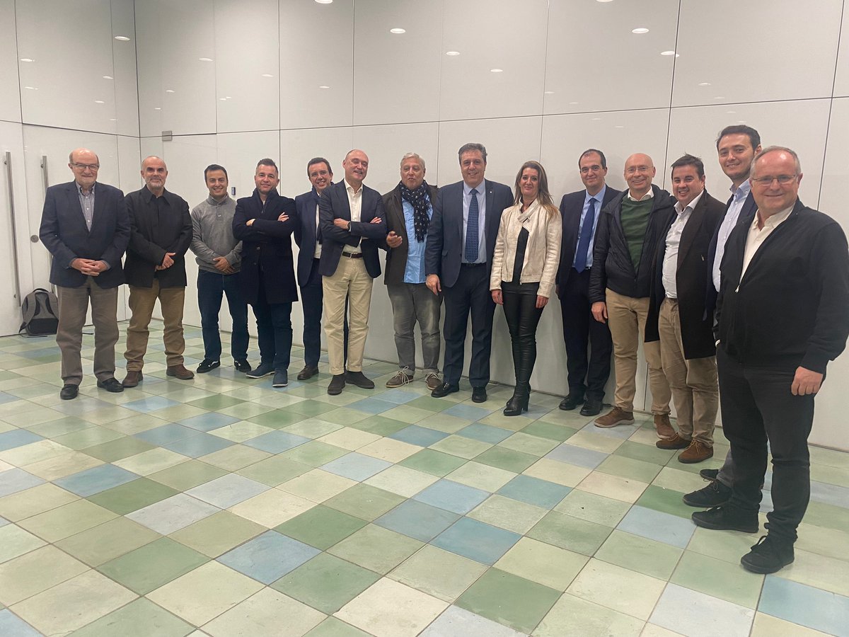 Reunió al CTTI amb Sergi Marcén, Secretari de Telecomunicacions i Transformació Digital de la Generalitat de Catalunya, d'una bona representació de les associacions #TIC de Sinergia #Catalunya.