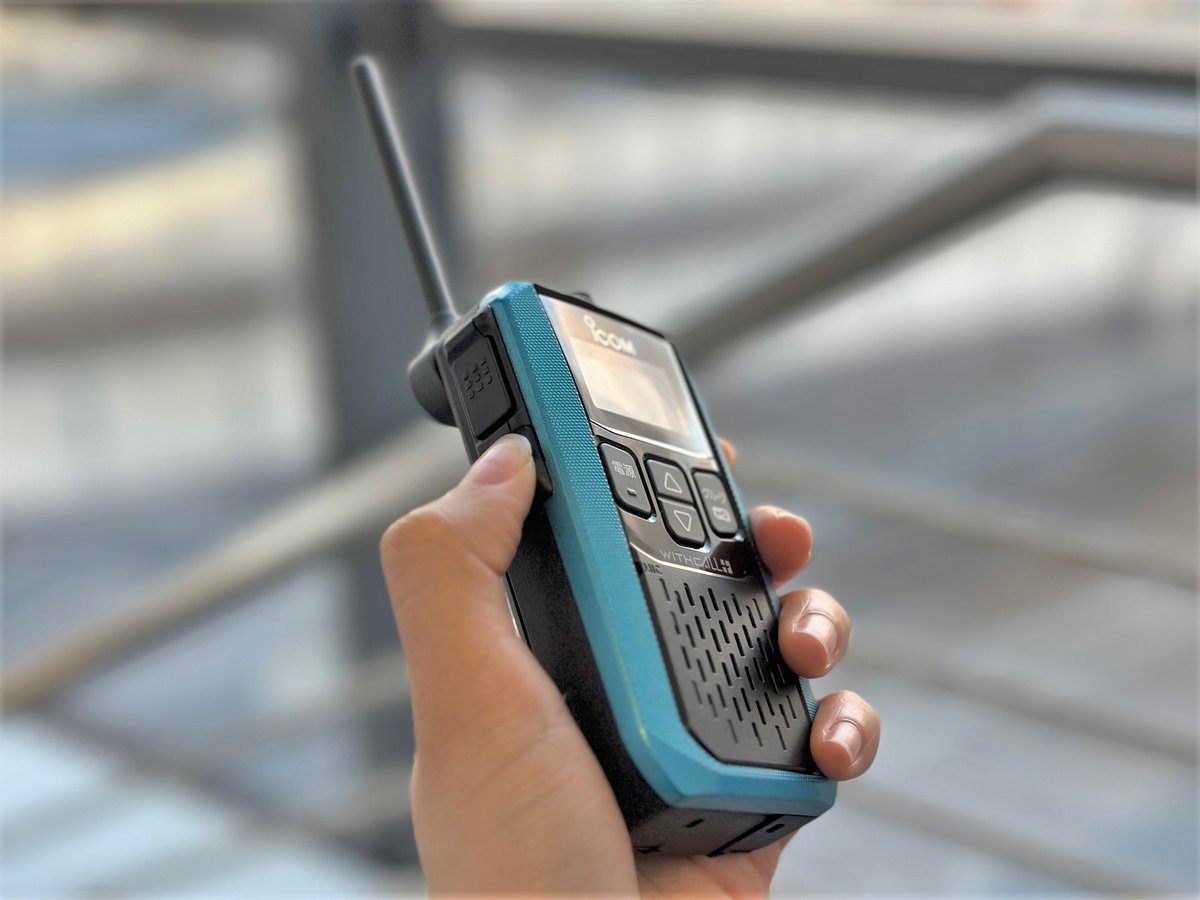 新製品の特定小電力トランシーバーWITHCALL+（プラス）IC-4120は、サブ