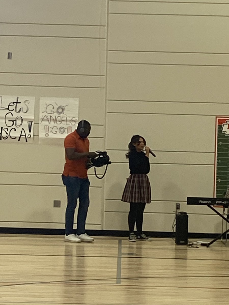 savior_holy's tweet image. The first home game in 30 years! Glory to God, we finally have a gym!Thank you to Fr. Billinger who took the first shot to kick off the boys basketball season! Thank you to all of our students, faculty, staff, alumni, benefactors, and parishioners for your continued support!