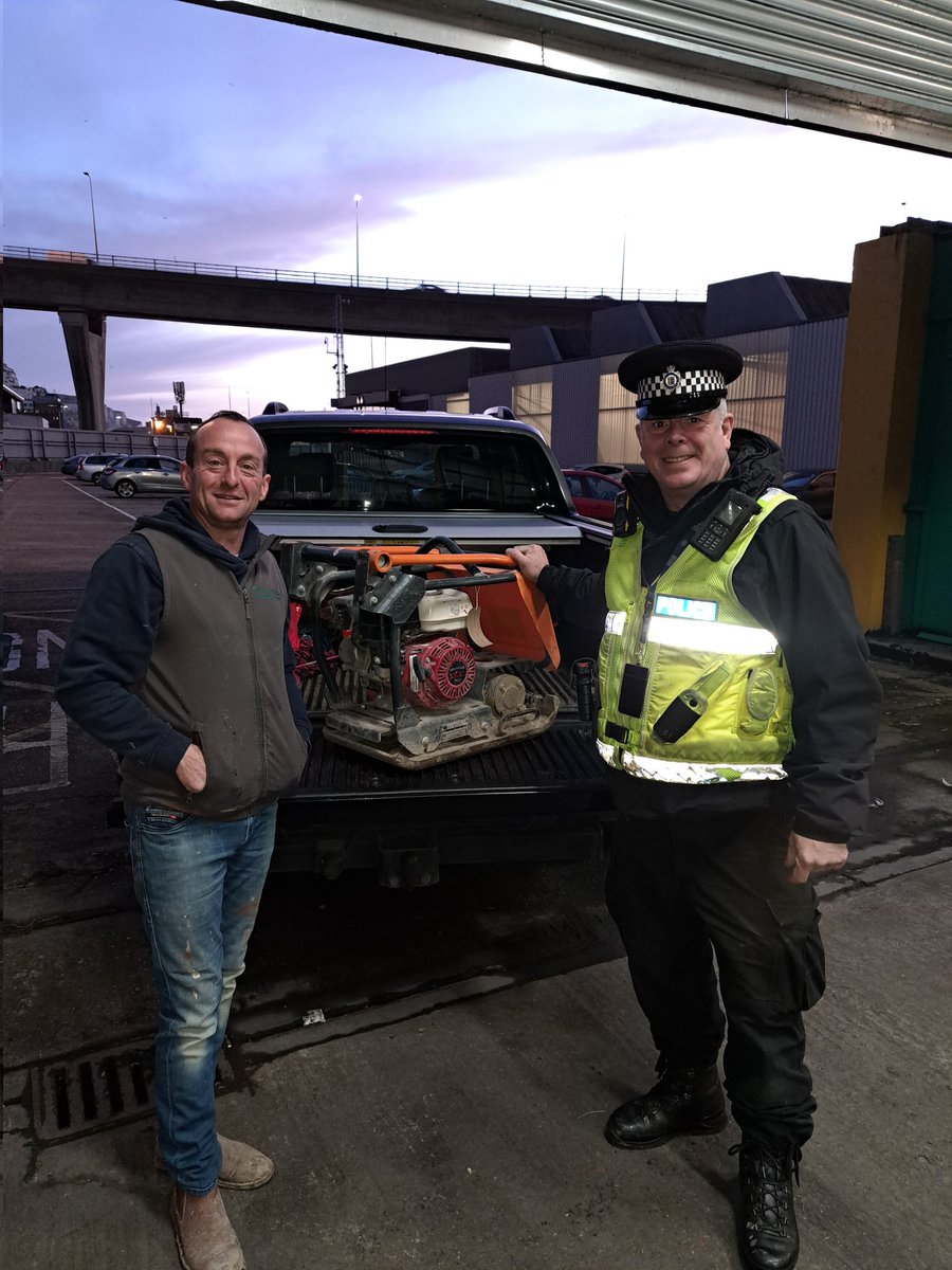 After a good proactive stop of a vehicle within the Port,a stolen wacker plate was identified and recovered. One happy owner now reunited with his property. #portdoverpolice #portofdover IT