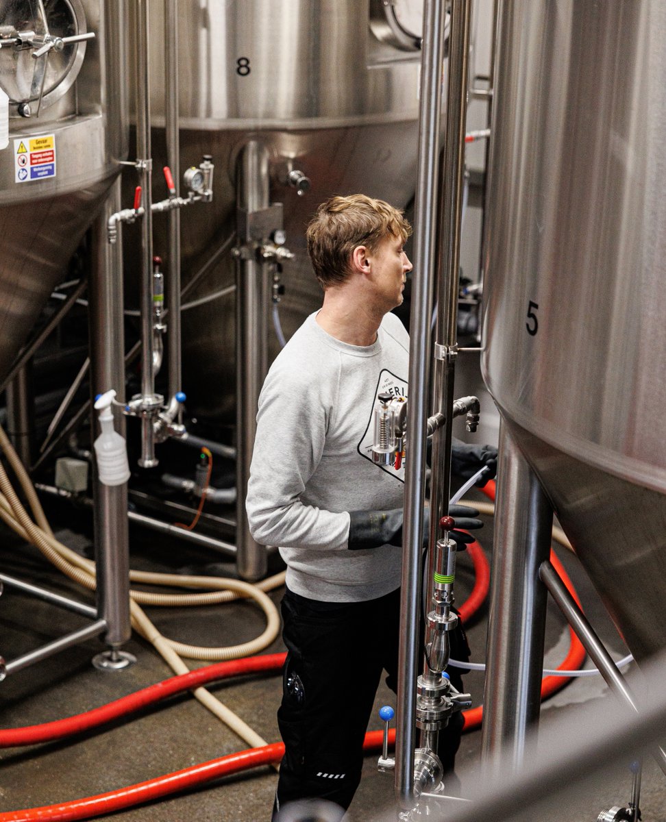 Vakmanschap en passie. Onze brouwers zorgen voor dát goede glas bier. #leefmetjekopomhoog #brouwerijtij