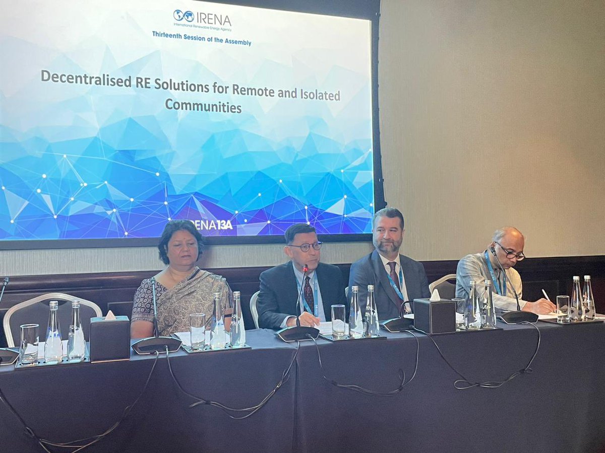 CanadainUAE's tweet photo. 🇨🇦’s Ambassador to the 🇦🇪 @kris_panday spoke to 🇨🇦’s commitment to support the transition of remote &amp; indigenous communities to renewable energy &amp; highlighted Canada-IRENA collaboration through a global platform to support deployment of decentralized renewable energy technologies https://t.co/TUX5C9SIIt