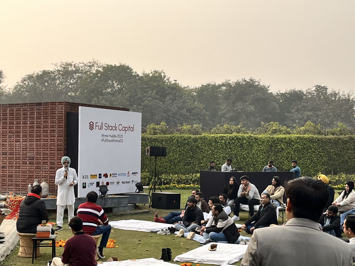 rohitsi14661986's tweet photo. It was a great experience attending Full stack winter huddle 2023
#FullStackWinHud23 @jobsgaar @atul_psingh @GulatiSinghJ @vinaykrsinghal https://t.co/UUu8TgYG82