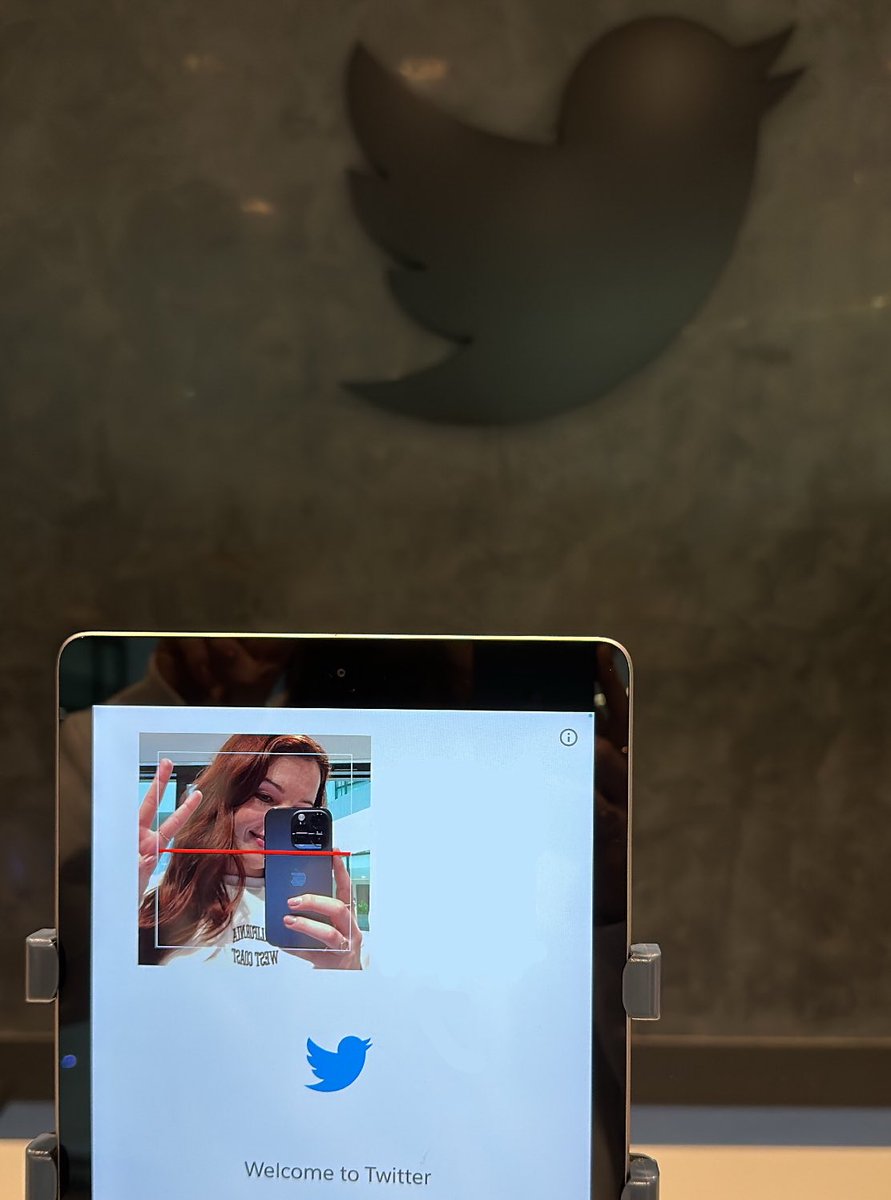 Rebecca tweet media
