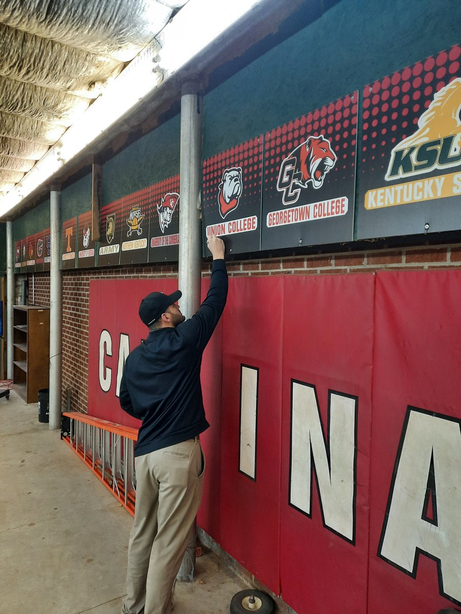 SLCardsbaseball's tweet photo. I was super excited to have Daniel Neal back at the field to sign his college banners! He was 2015 Mr. Baseball! A 2-time region player of the year and a 3-time region champion with his teams at South Laurel. He is a great representative and alumni of the SL baseball program! https://t.co/A7wy1sinXL