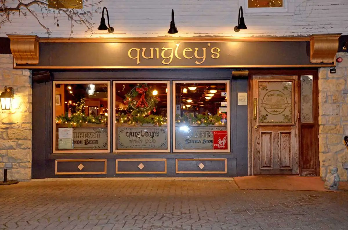NapervilleIrish's tweet photo. The #WestSuburbanIrish will be having a general membership meeting at #QuigleysIrishPub in #Naperville Tuesday, Jan 17th @ 6:30pm.  This meeting is open to non-members as well who want to #join our organization.  Visit https://t.co/LzzOsbvPHi for #events and general info #irish https://t.co/UkZKLmZ3uy