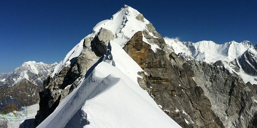 peaksclimbing's tweet photo. Singu Chuli Peak Climbing
Altitude: 6501 m
Days: 27 Days
https://t.co/41Qv6fOJ8y
#adventure #peakclimbing #peakclimgingnepal #Nepal #naturalbeauty #nature #trekking #mountains #mountainview #climbing #SinguChuliview #singuchuli https://t.co/IFfKS2F96O