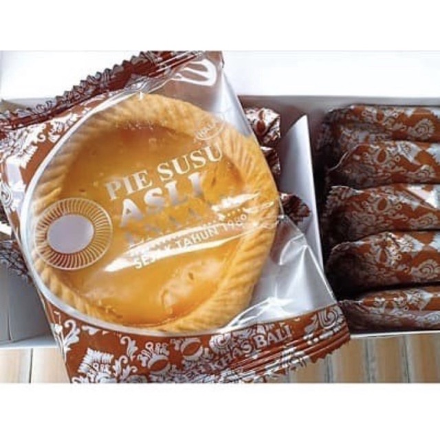 Saya menjual pie susu asli enaaak ... seharga Rp45.000. Dapatkan di Shopee sekarang! shopee.co.id/greacella/2077… #ShopeeID