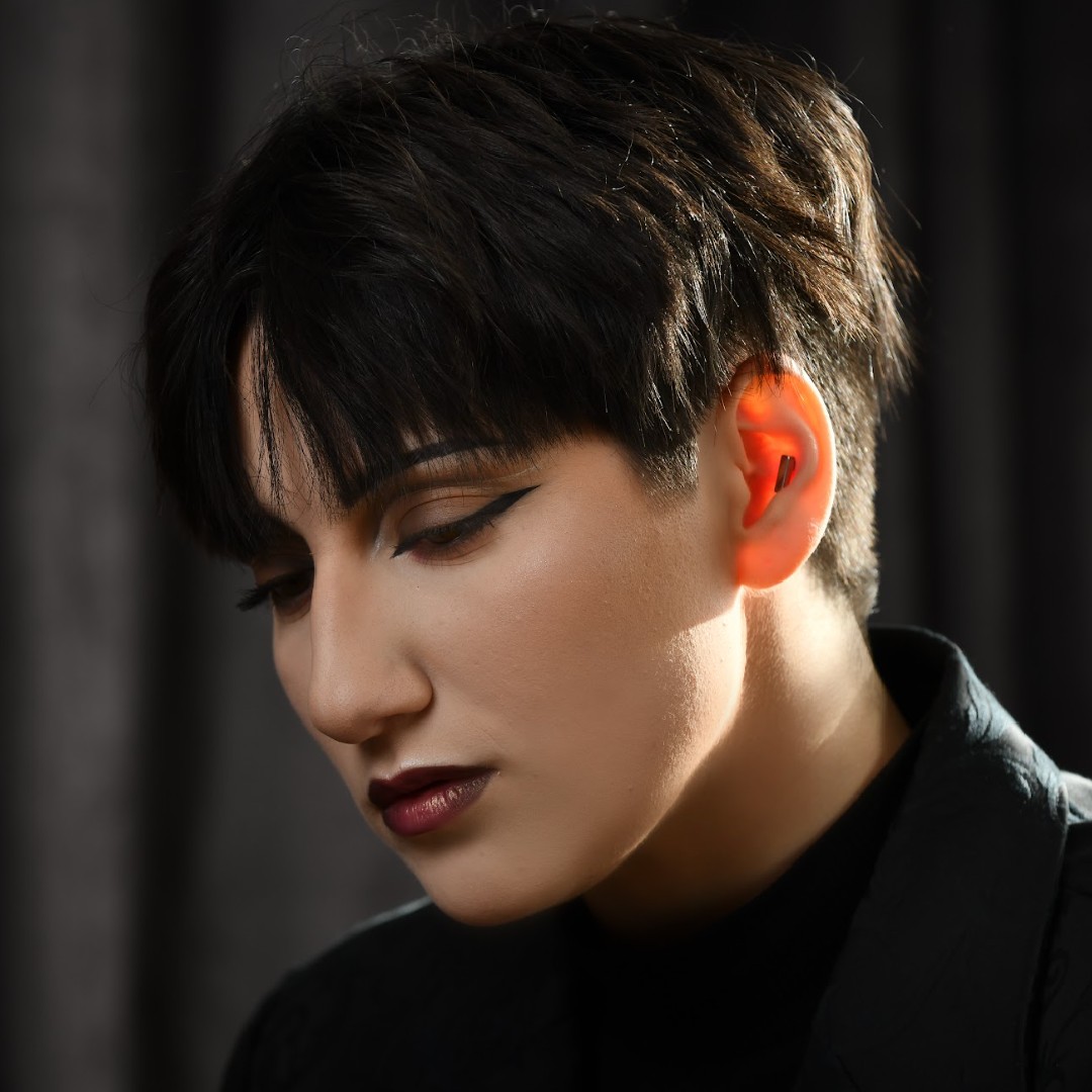 UltimateFace's tweet image. Whoever said Friday the 13th was an unlucky day?! We see it as a perfect opportunity for smokey eyes and black cat eyeliner! 🖤😉🐈‍⬛
.
.
.
#fridaythe13th #cateyemakeup #blackcat #smokeyeye #crueltyfreemakeup #veganmakeup