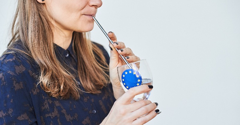 EU_Commission's tweet photo. More than 1.6 million Europeans have called for access to safe #DrinkingWaterEU in the first successful European Citizens' Initiative "Right2Water”.

And we have listened!

From now on, the revised Drinking Water Directive will be transposed into national law.

#EUGreenDeal