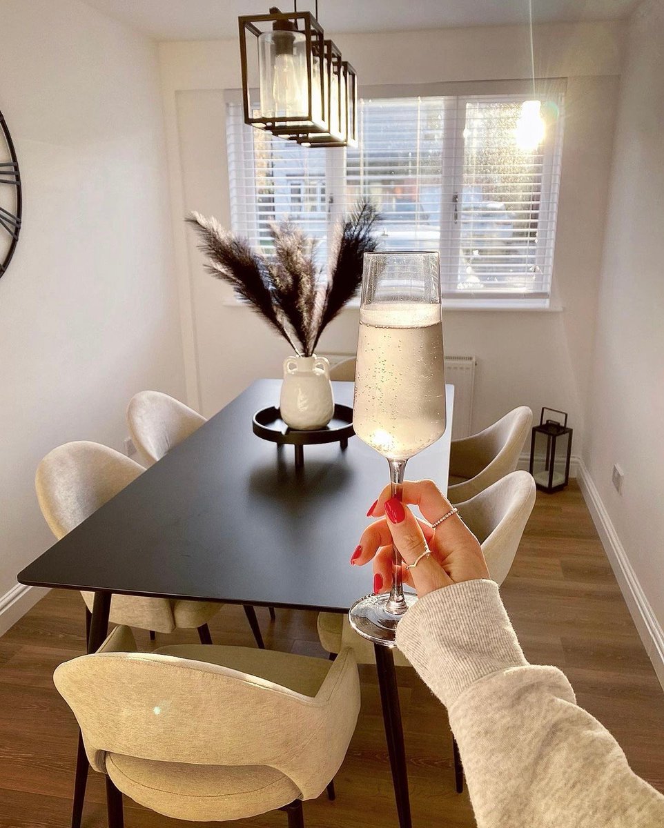 Cheers to the weekend 🥂⁠
⁠
📸@sheldonbrown_no.50⁠
⁠
Tap to shop our best-selling chair