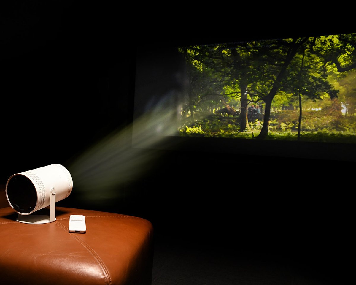 GibbysCanada's tweet image. ⚡DEAL ALERT😍 Get the Samsung Freestyle Portable Projector 📽️ FREE of cost with the purchase of an eligible Samsung Neo QLED TV 😱

☎️Call us at 1-877-917-8042 for details🥳 

#samsung #samsungprojector #samsungtv #samsungfreestyle #samsungtelevision #free #limitedtimeoffer