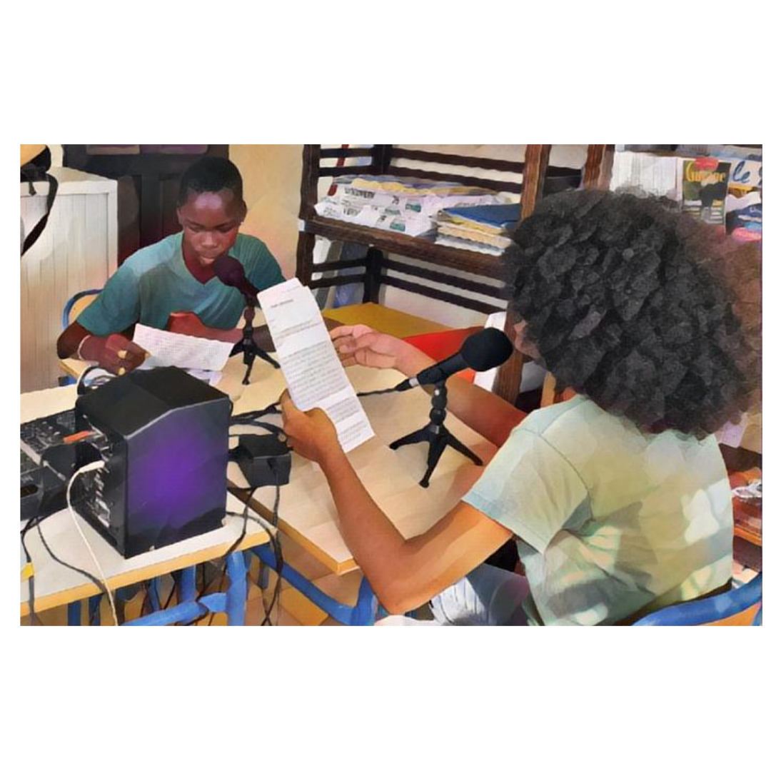 🎙️📻Vous avez manqué la diffusion de #DESLO ? Retrouvez-la sur la chaîne YouTube de @RadioPeyi. Les 4ème du collège Gran Man Difou de Maripasoula assurent au micro! Ecoutez leur travail et encouragez les élèves de #Guyane Bonne écoute 🎧 dgxy.link/replay_deslo 
#EMI #canope973