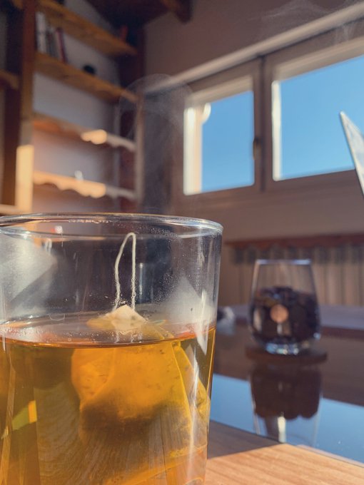 🥰 https://t.co/58RNmwE4D8<a href="/tag/coffeelover"class="tags"><span>#coffeelover</span></a><a href="/tag/sweetgirl"class="tags"><span>#sweetgirl</span></a><a href="/tag/hotvideos"class="tags"><span>#hotvideos</span></a>