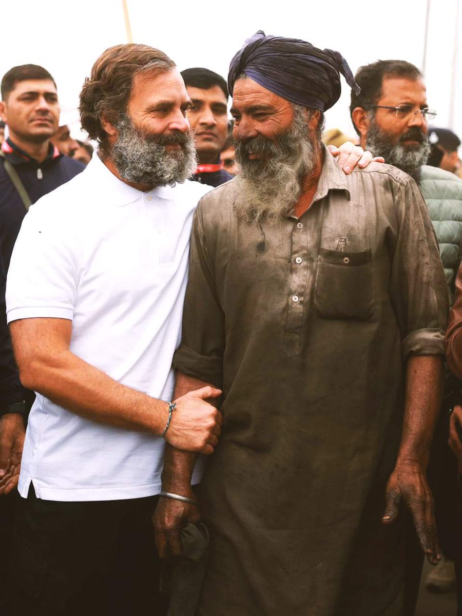 jothims's tweet photo. Love Respect ❤️🤝
#BharatjodoYatrapunjab https://t.co/KQ90VTR0tt