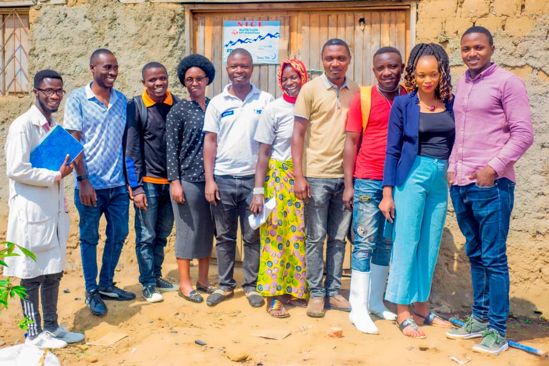 AGARwanda1's tweet photo. Community #youthabahujubumwecoltd wark at @RugereroS @RubavuDistrict country #rwanda we have great pleasure to thank their partners like @Rw_Sightandlife @TurinimigishaI #straton and athers friend . Waiting ather sponsors we here to can https://t.co/EpIe6z4hdO